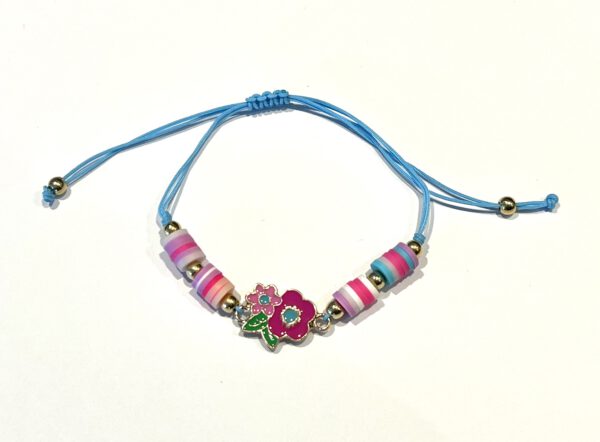 Koord Armbandje kleur blauw met bloem bedel